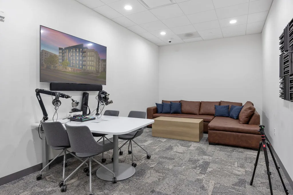 podcast studio at syracuse off campus apartments